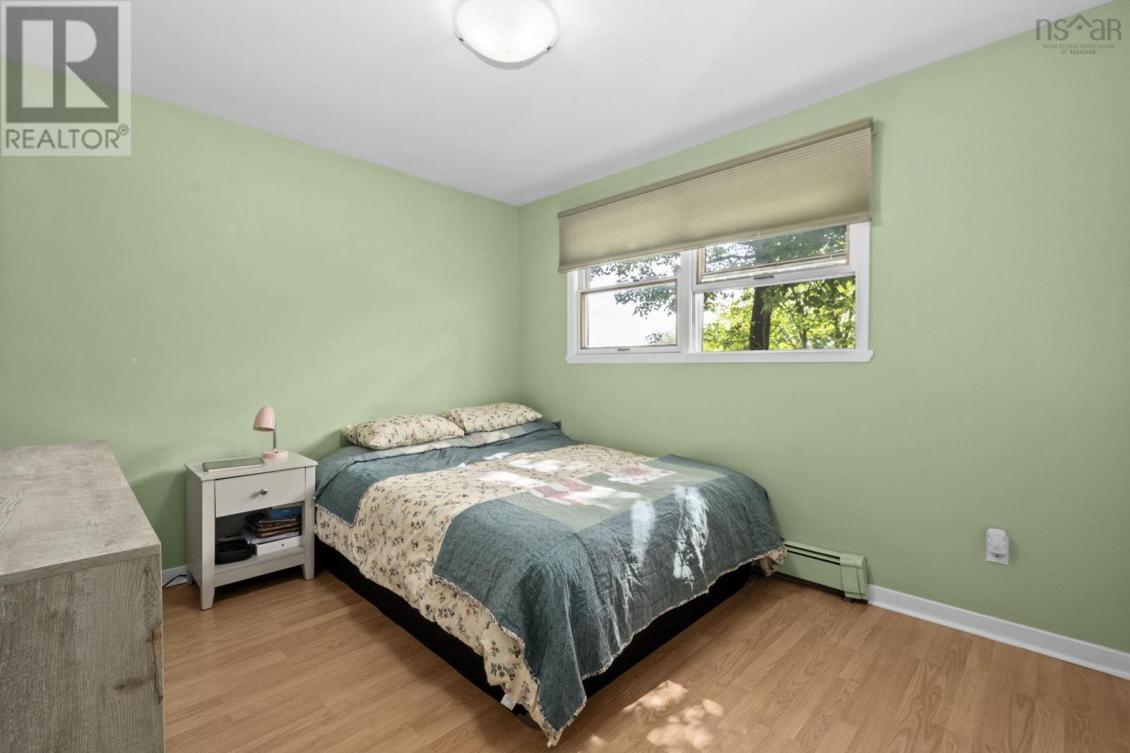 12 Campbell Drive - 28
