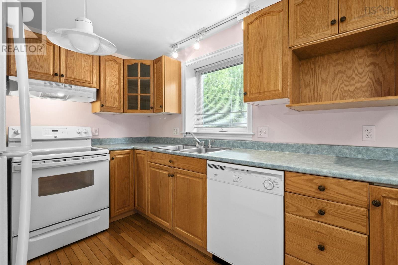 12 Campbell Drive - 37