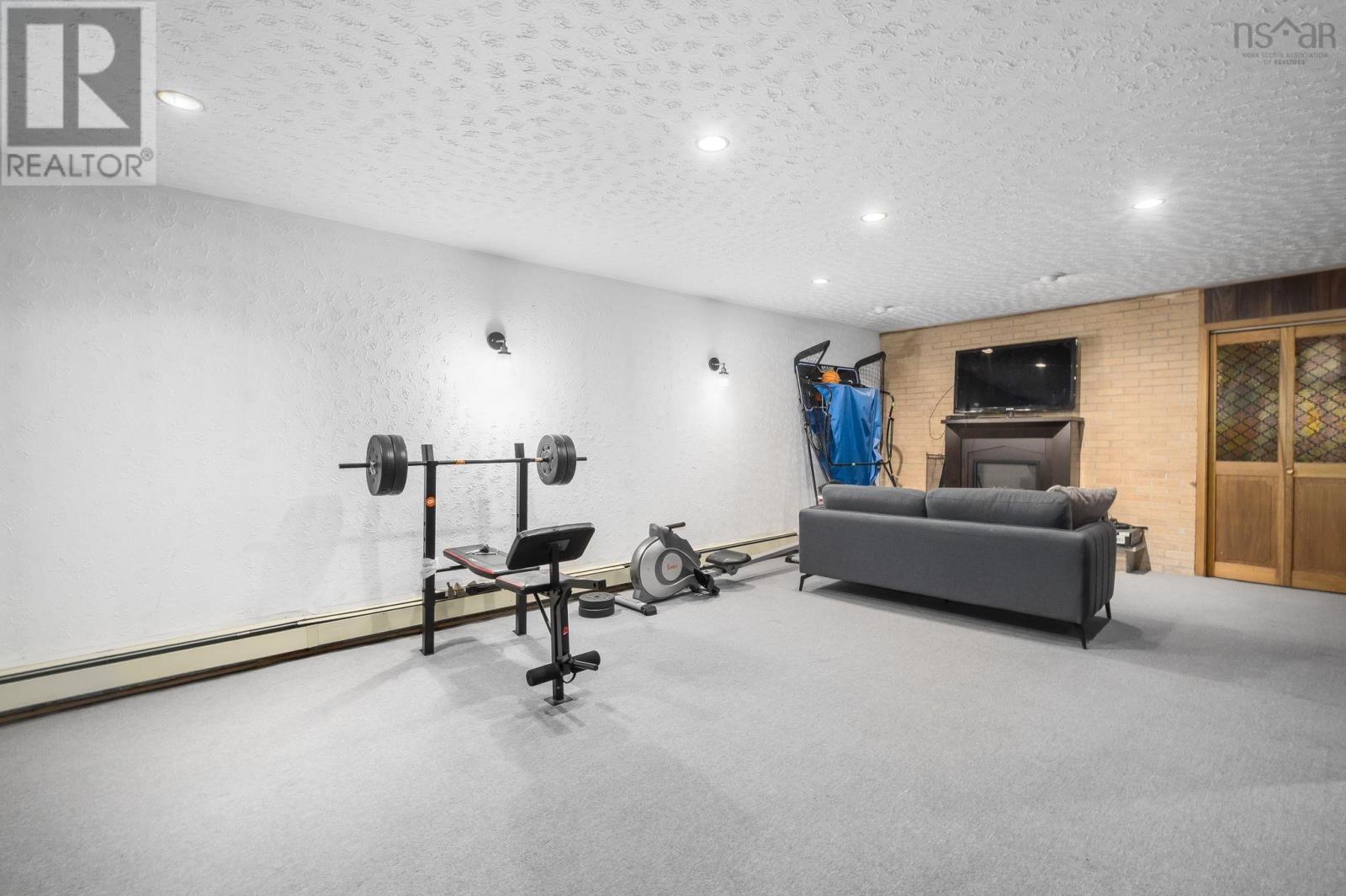 12 Campbell Drive - 45