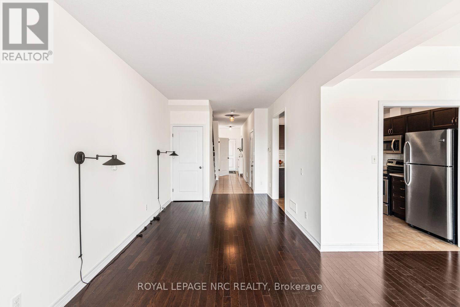 #22 45 SEABREEZE CRESCENT - 12