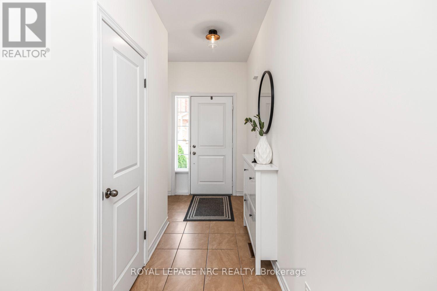 #22 45 SEABREEZE CRESCENT - 13