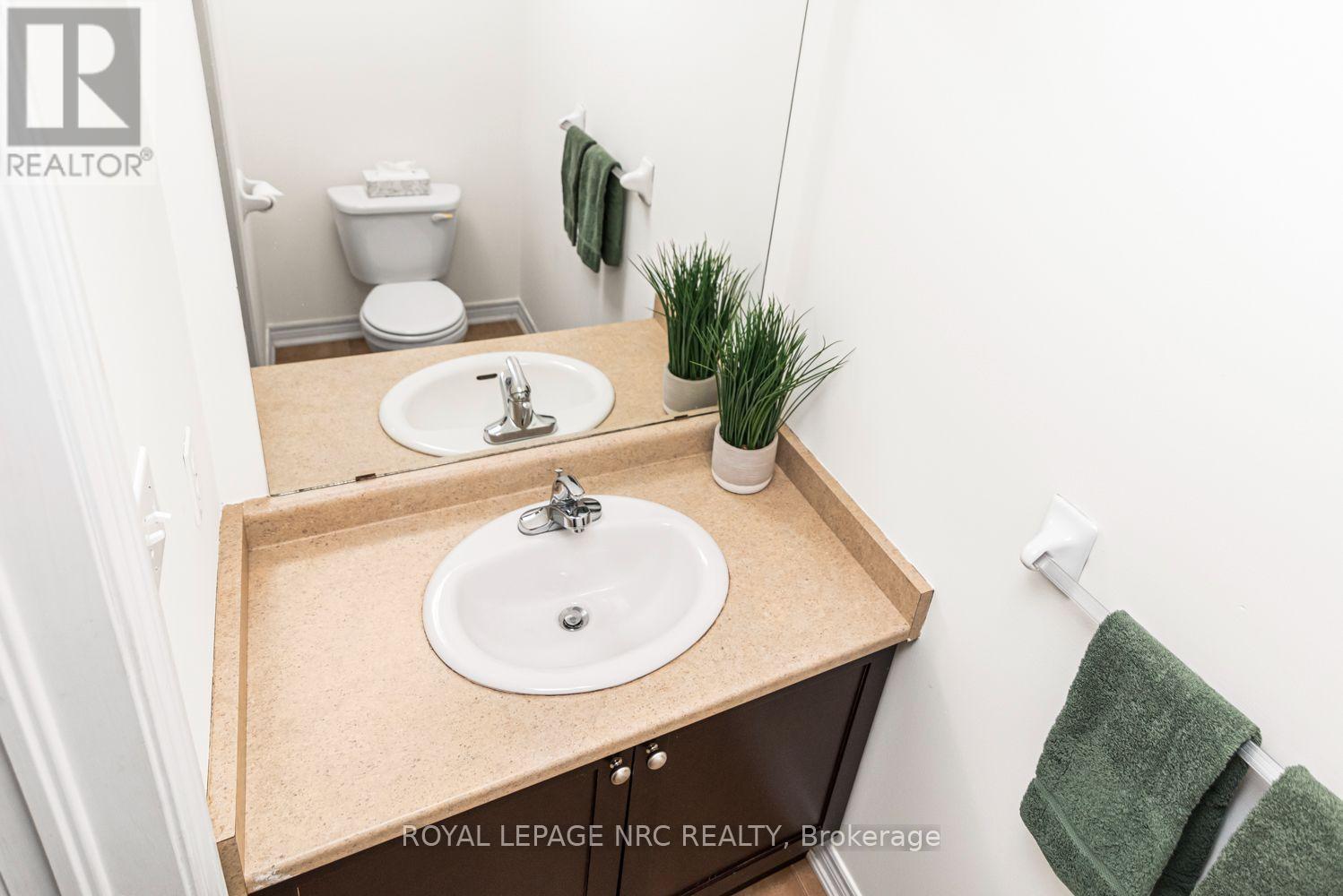 #22 45 SEABREEZE CRESCENT - 14