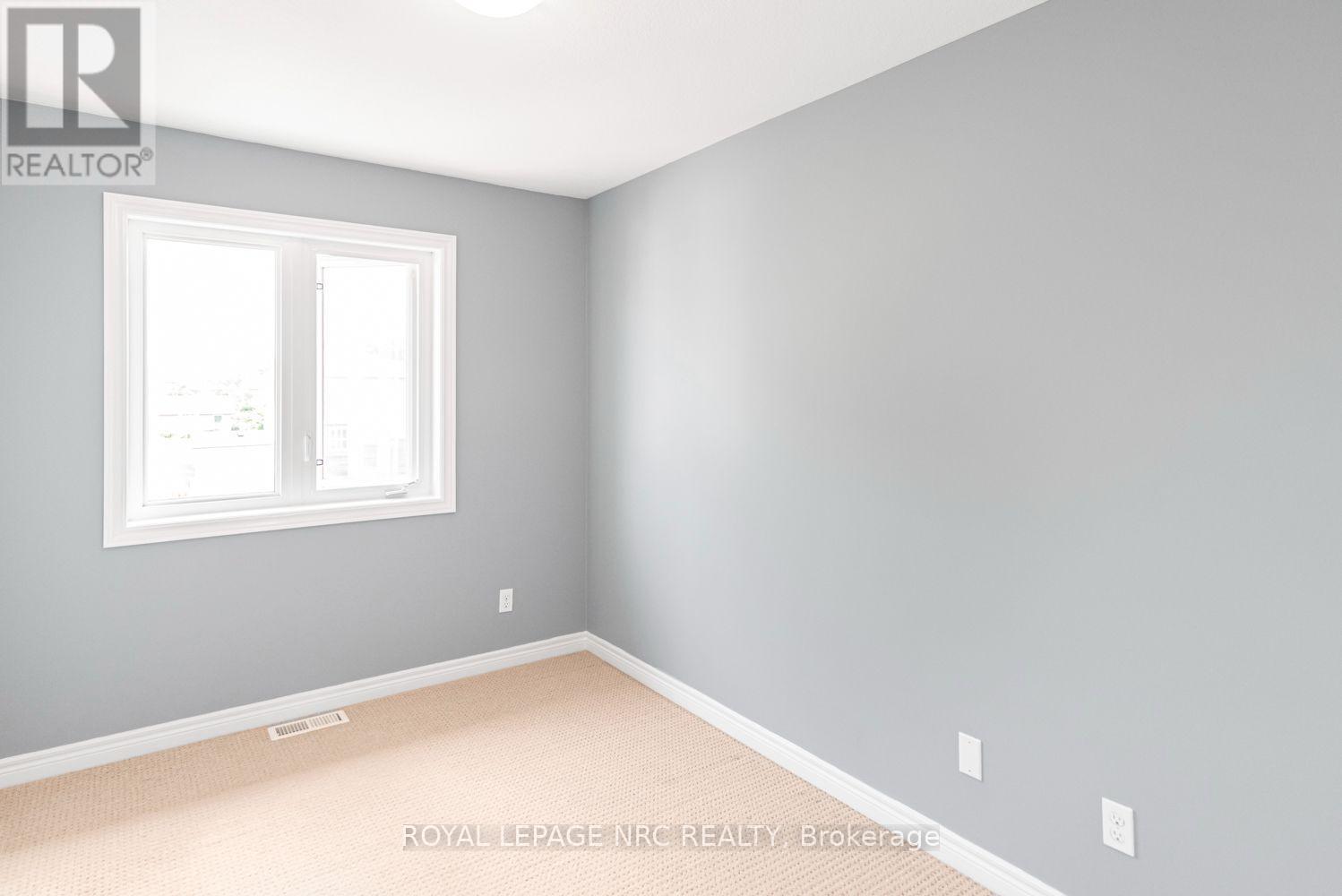 #22 45 SEABREEZE CRESCENT - 21