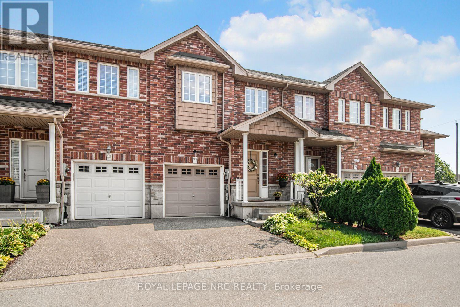 #22 45 SEABREEZE CRESCENT - 36