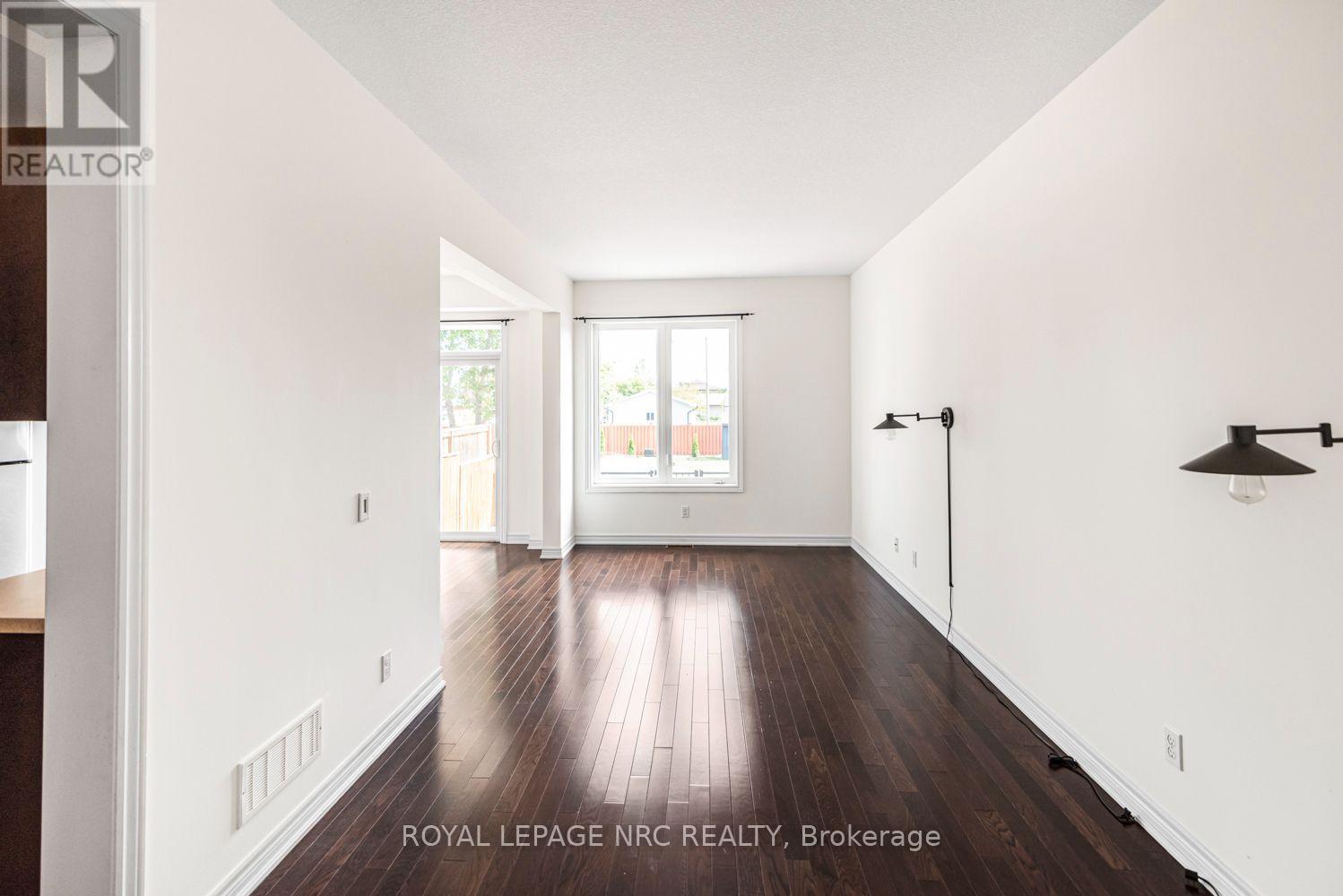 #22 45 SEABREEZE CRESCENT - 7