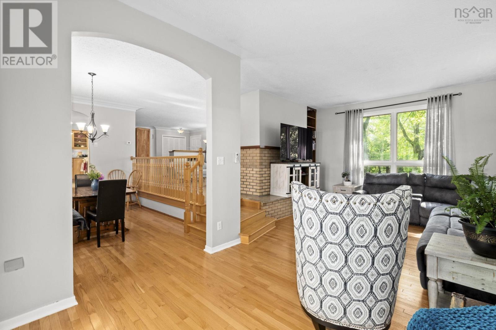 12 Campbell Drive - 13