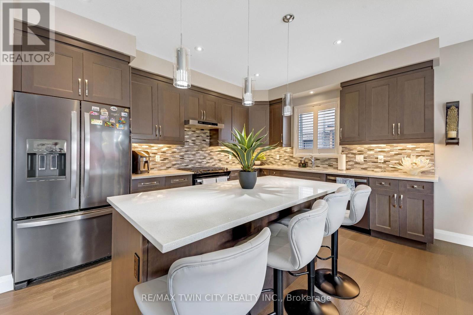 86 WOODBERRY CRESCENT - 16