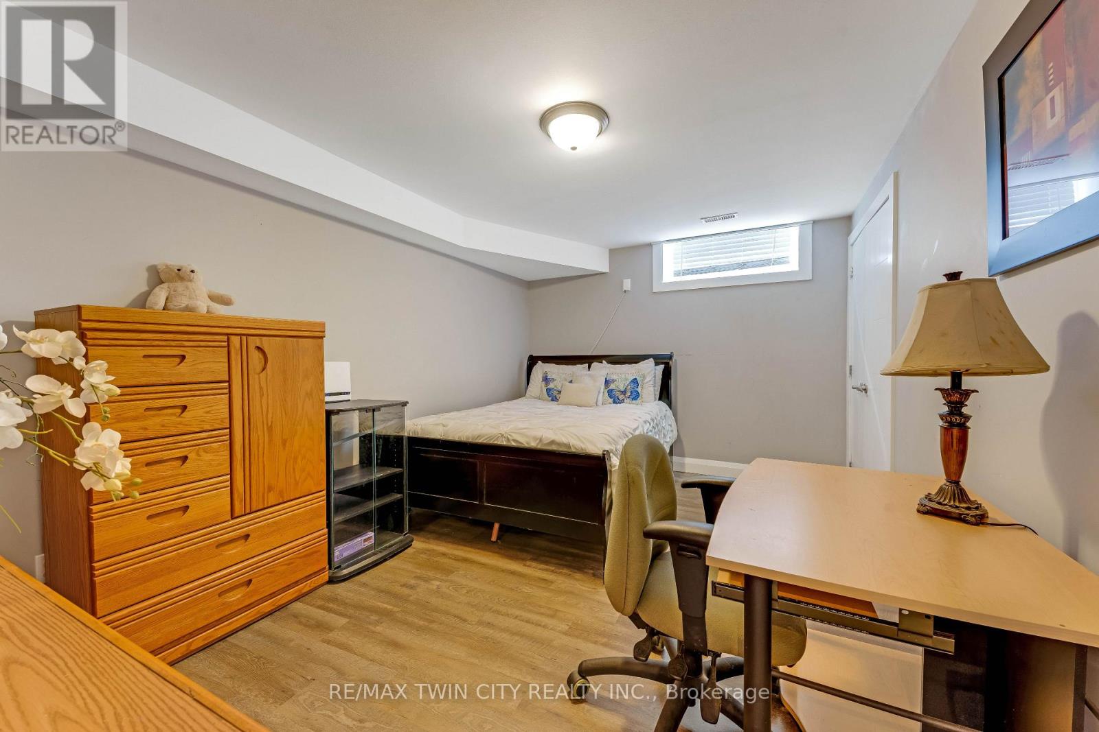 86 WOODBERRY CRESCENT - 29