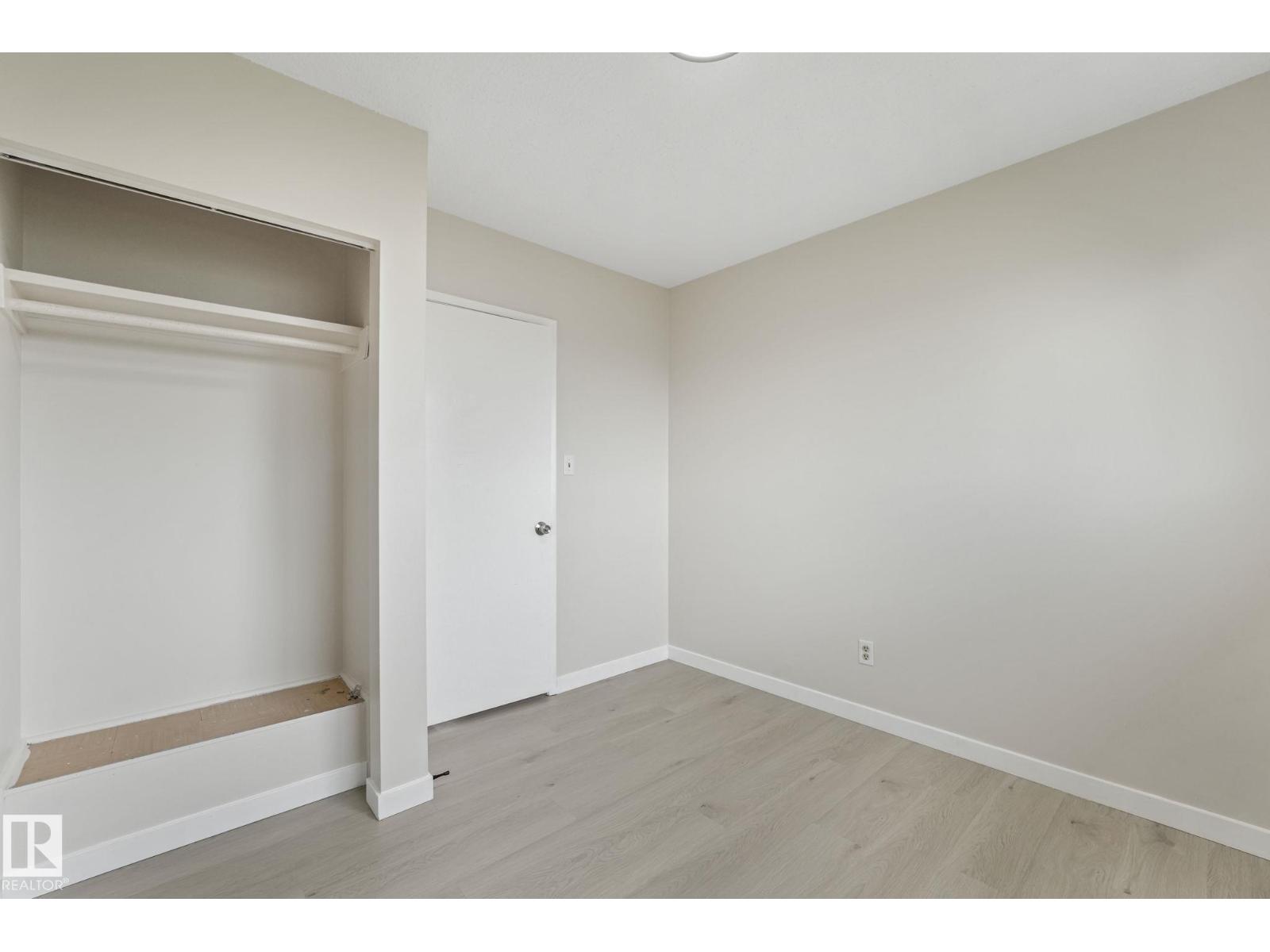 10458 55 AV NW — photo 30