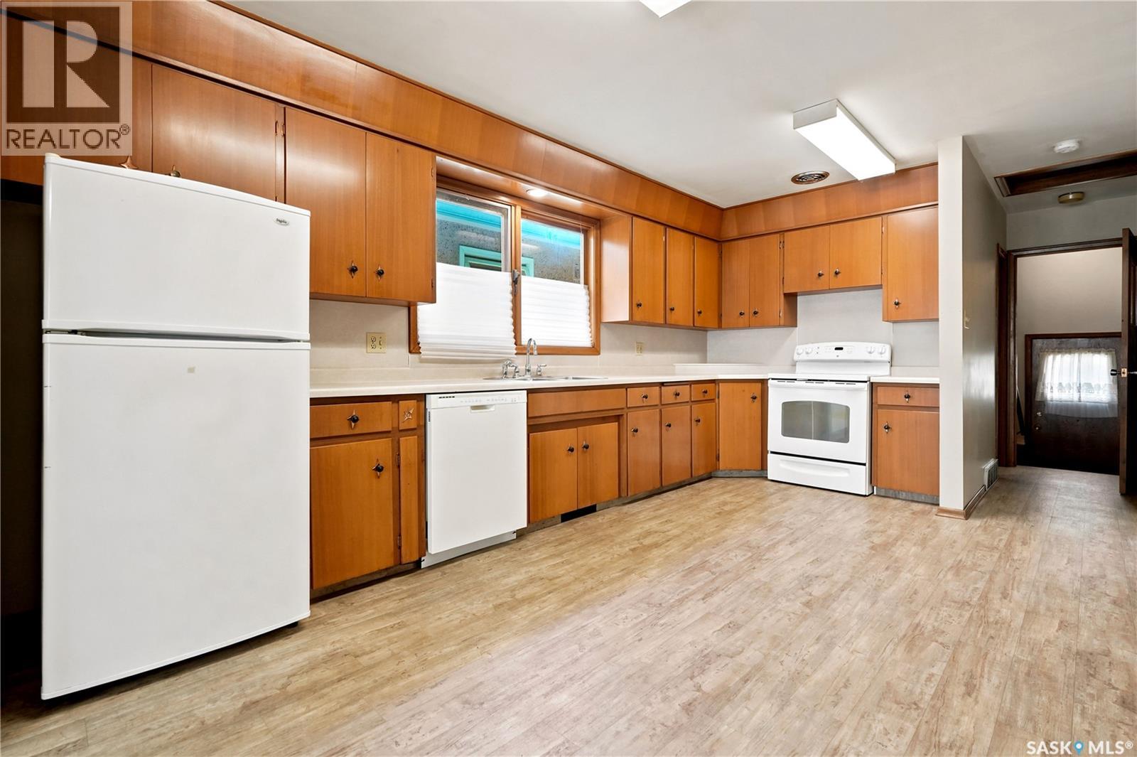 2124 Elliott STREET — photo 11