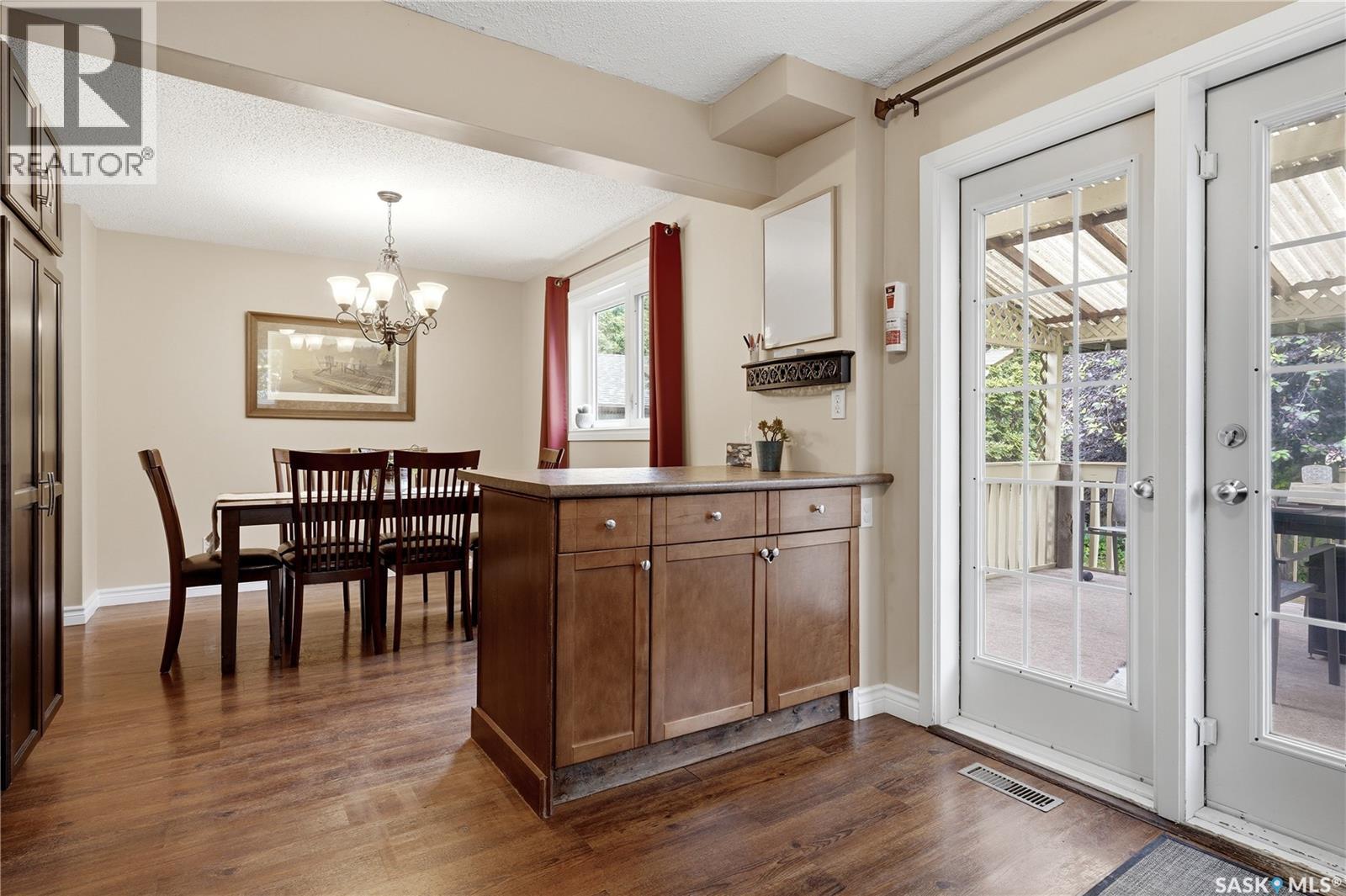 1107 FERGUSON CRESCENT - 14