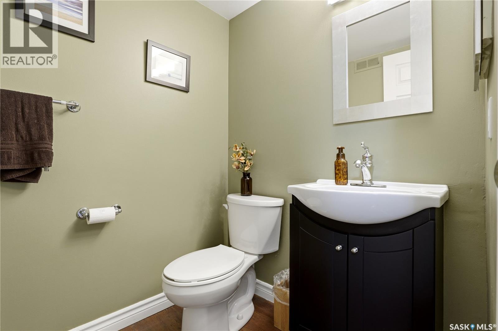 1107 FERGUSON CRESCENT - 16