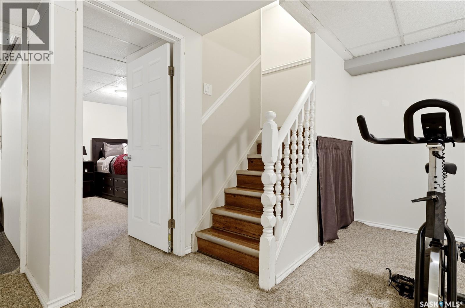 1107 FERGUSON CRESCENT - 26