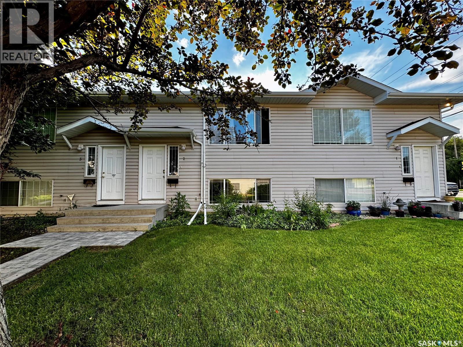 #2 95 115th STREET E - 1