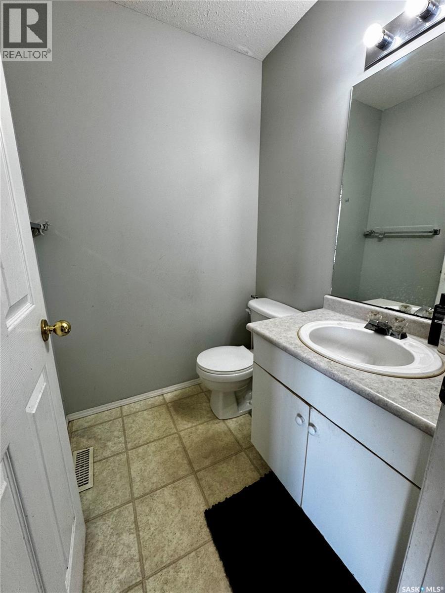 #2 95 115th STREET E - 11