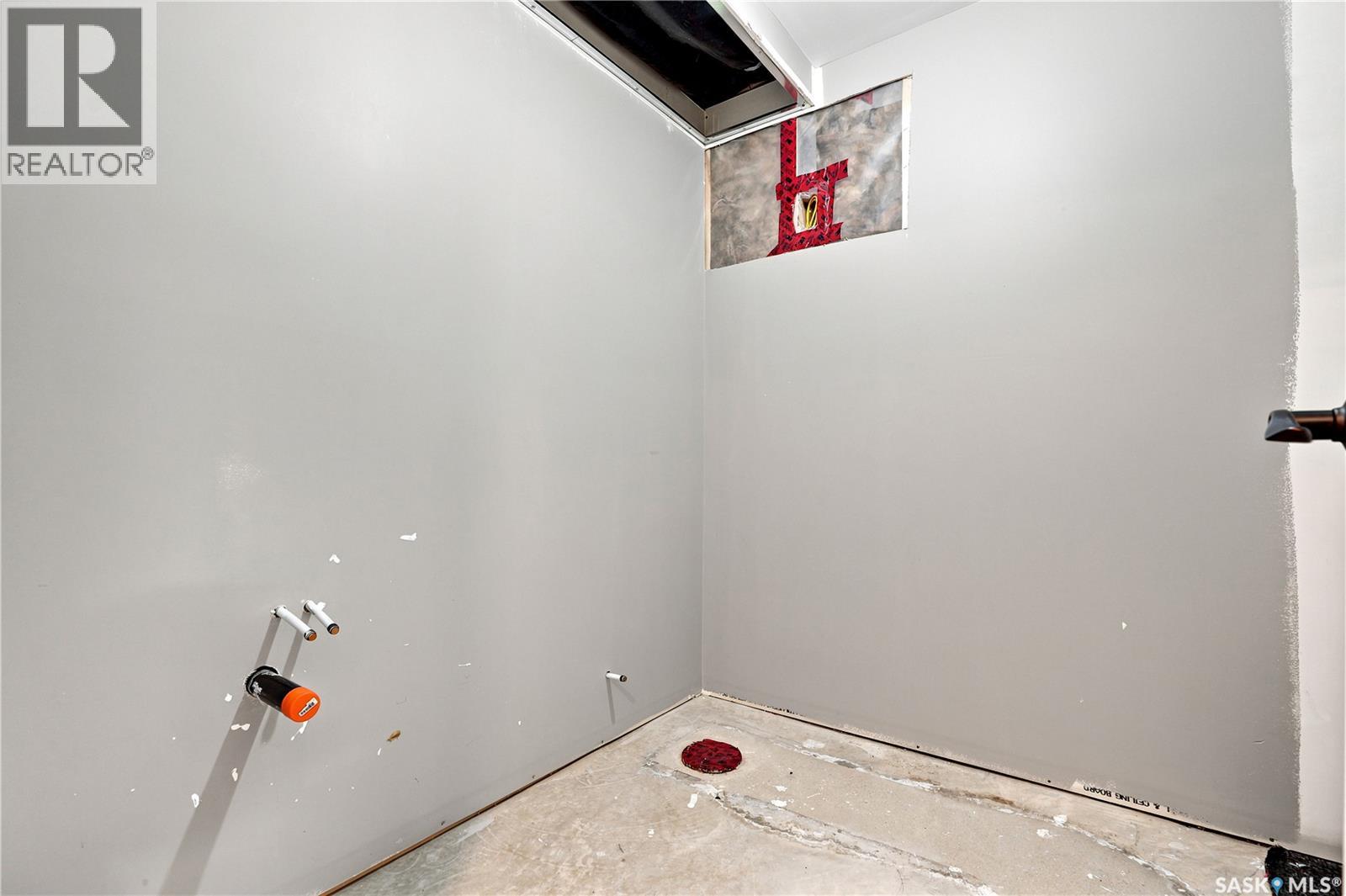 944 Glenview COVE - Image 30