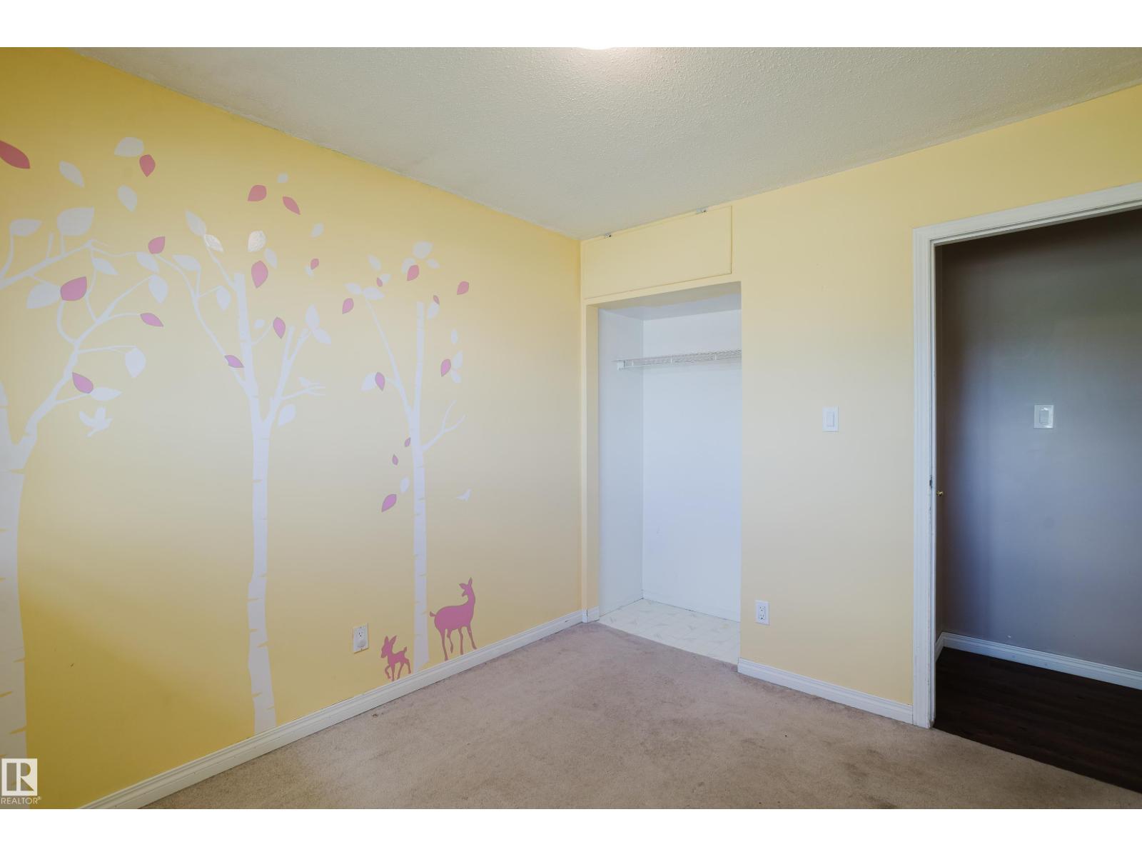 8707 151 AV NW - 30