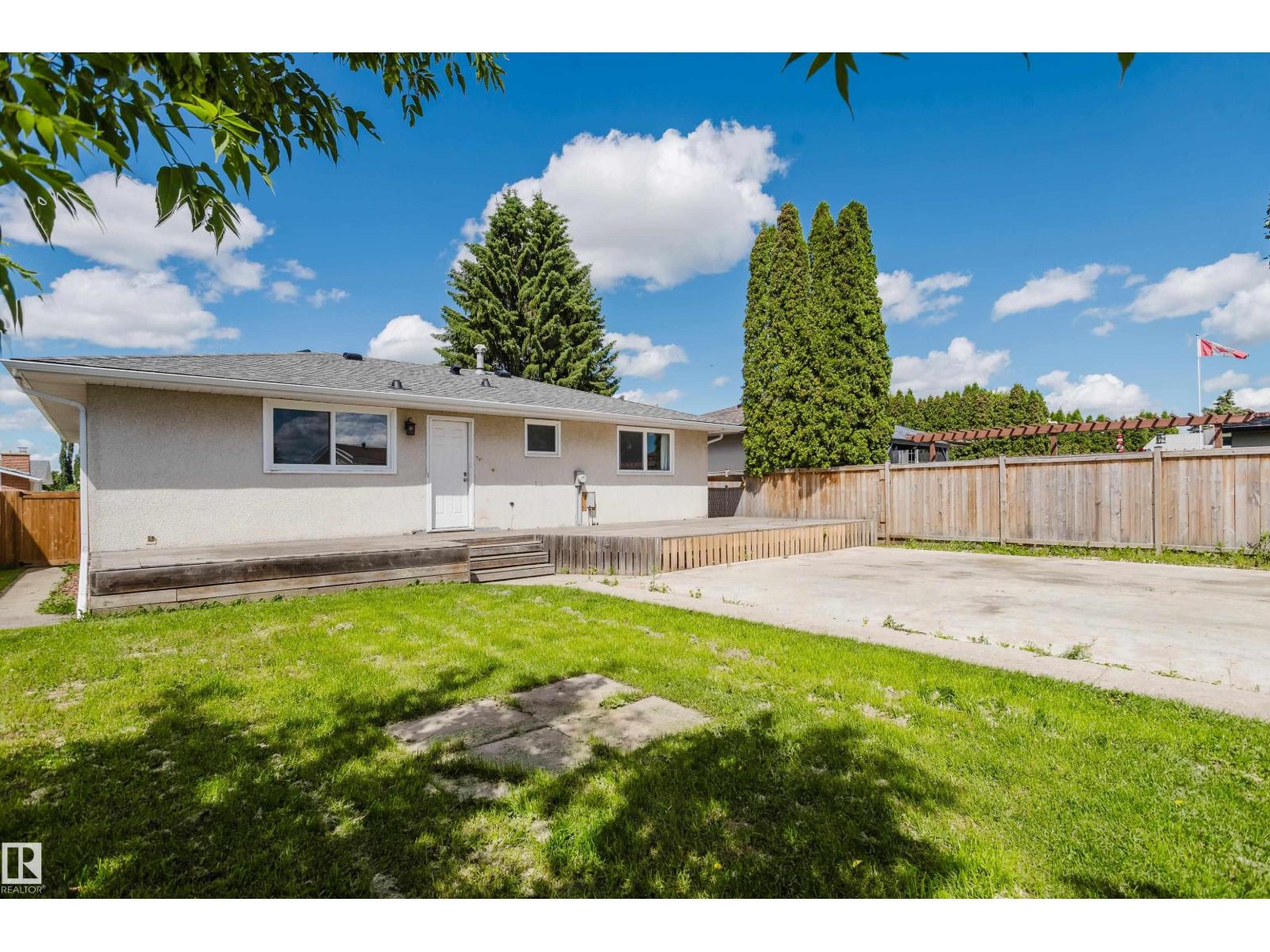 8707 151 AV NW - 58