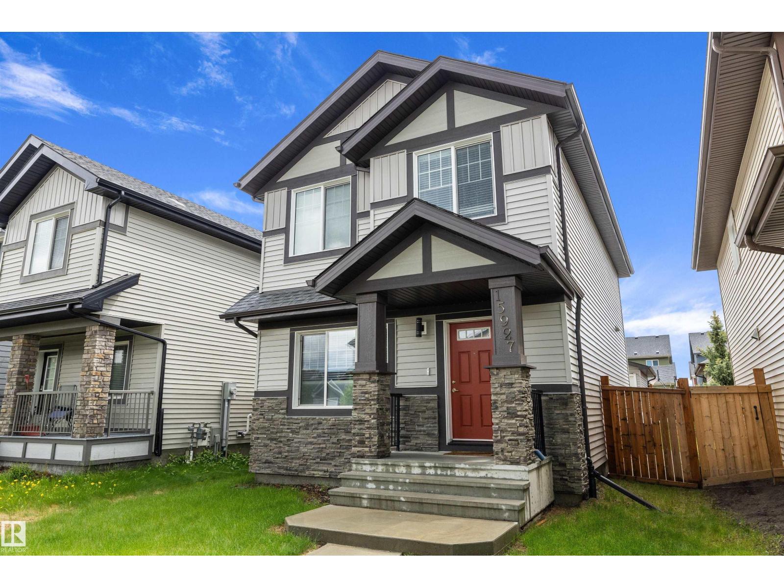 15927 13 AV SW - 33