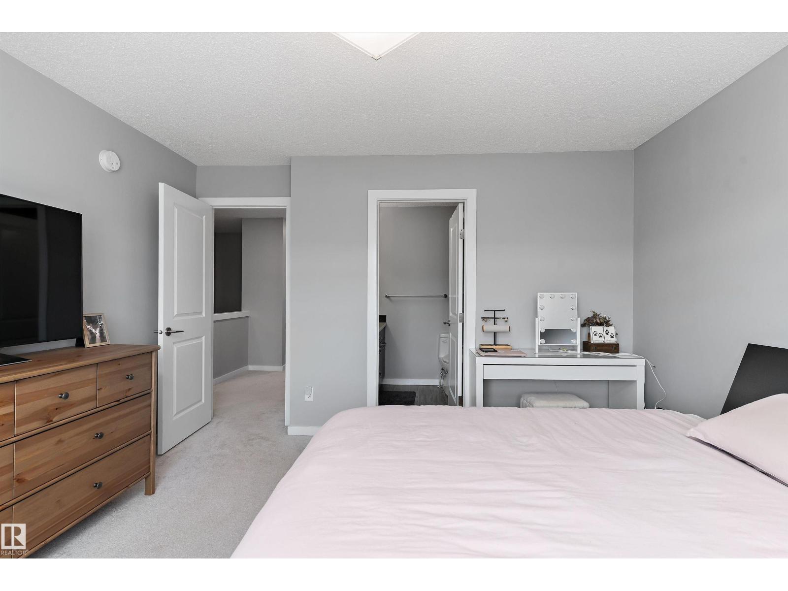 15927 13 AV SW - 16