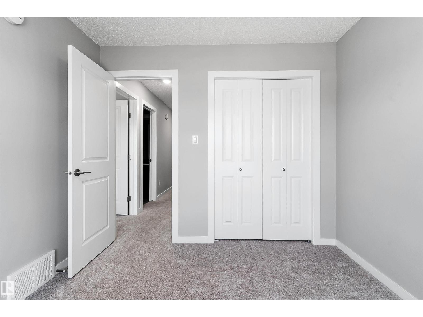 15927 13 AV SW - 23