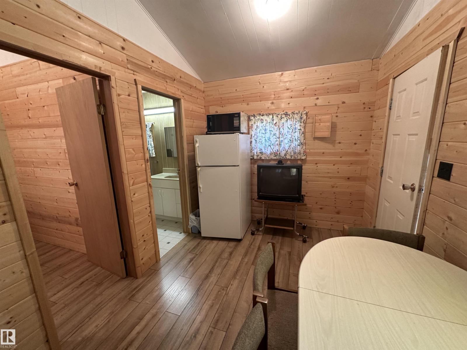 4307 Spruce PT - 43