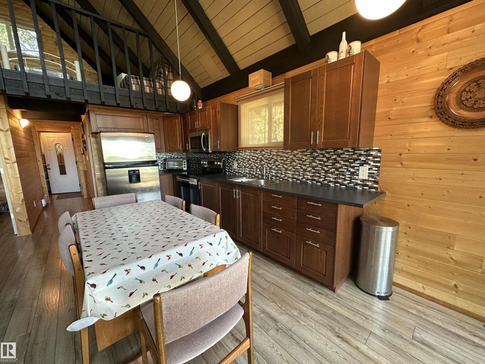 4307 Spruce PT - 17