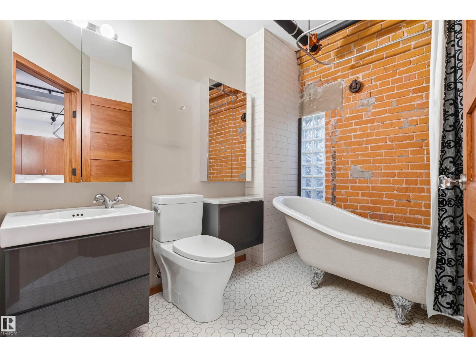 #401 10249 104 ST NW - 27