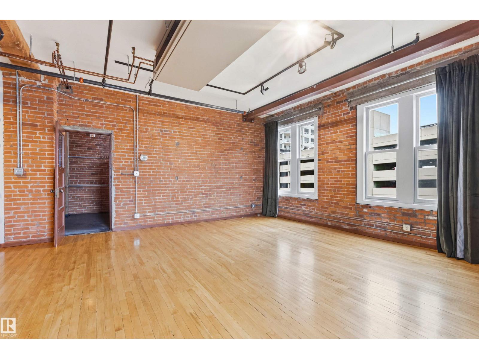 #401 10249 104 ST NW - 19