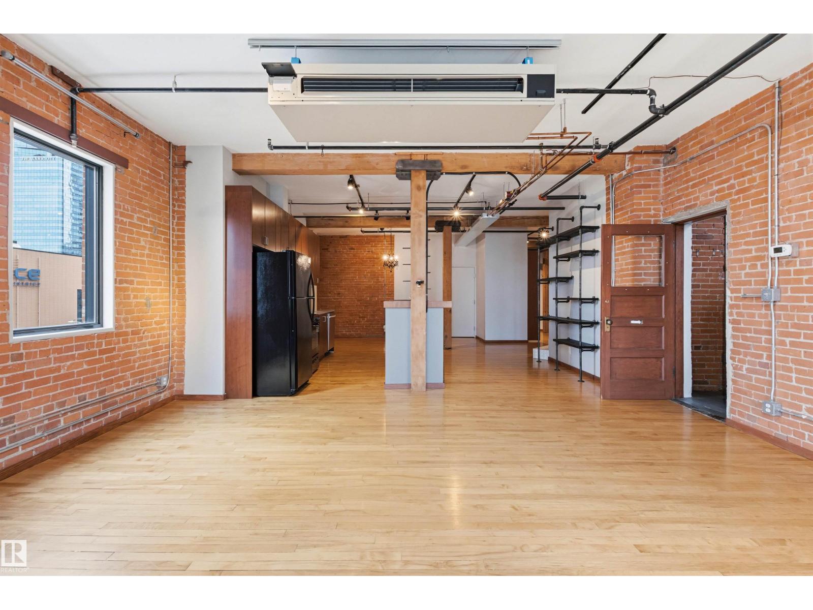 #401 10249 104 ST NW - 18