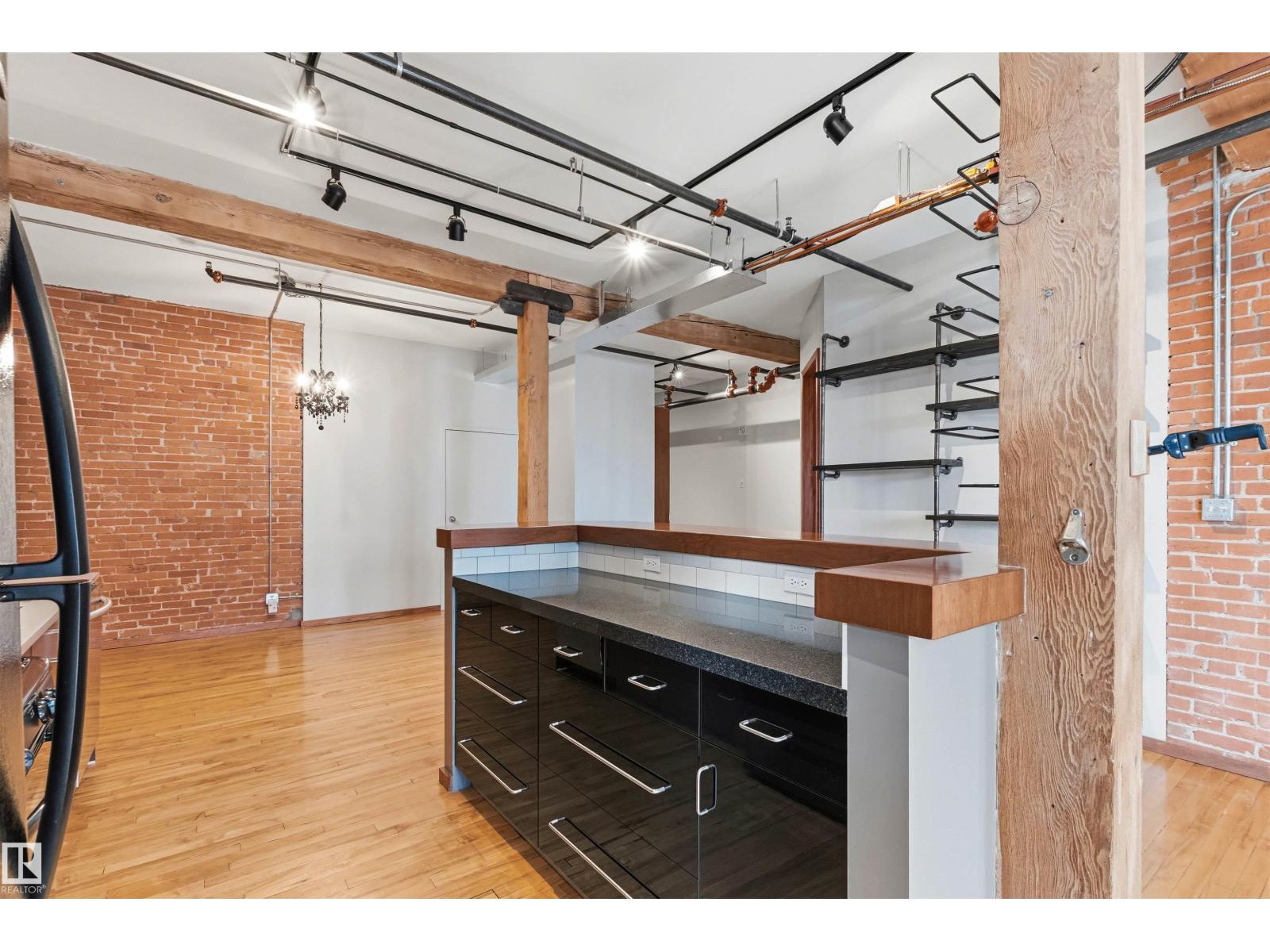 #401 10249 104 ST NW - 12