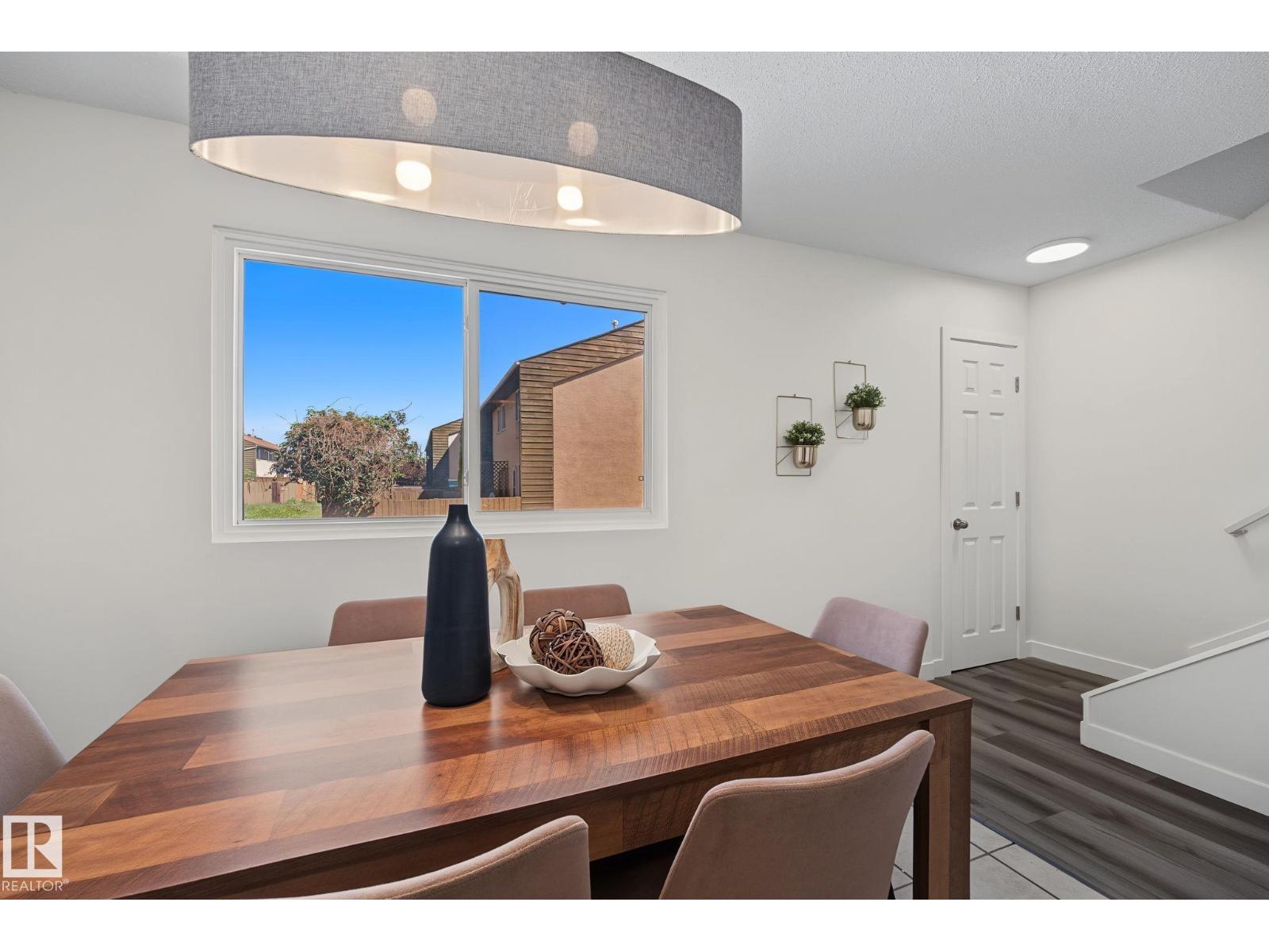 661 Abbottsfield RD NW - 10