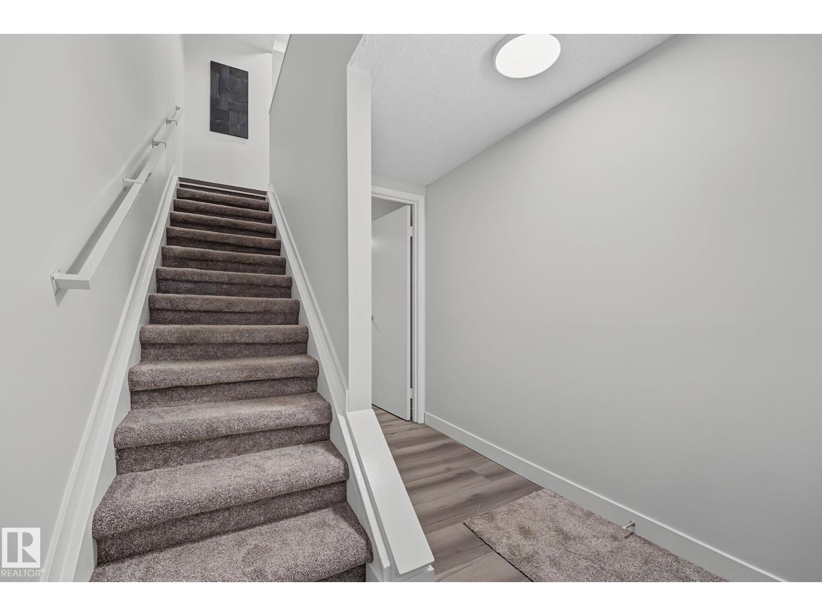 661 Abbottsfield RD NW - 3