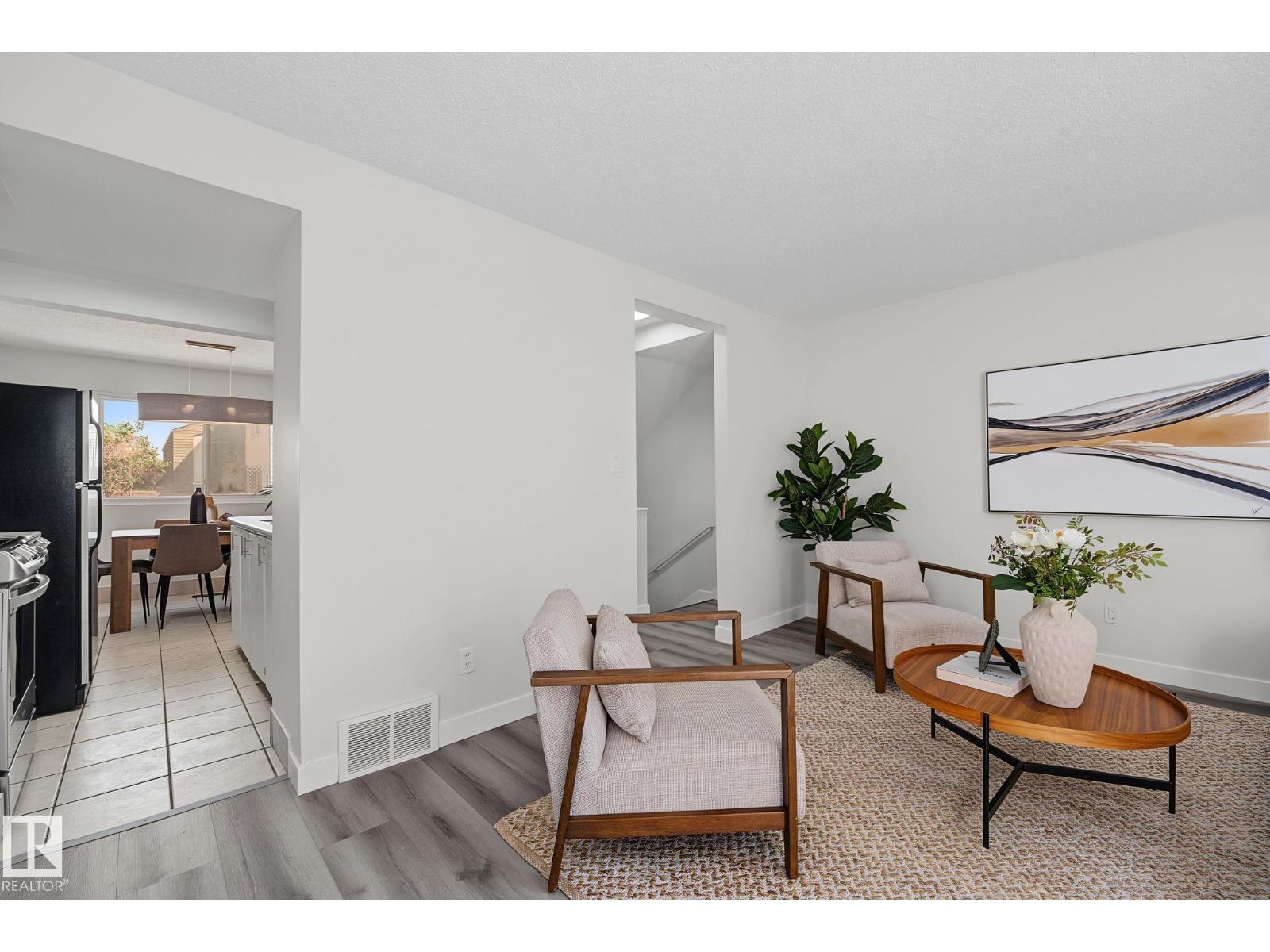 661 Abbottsfield RD NW - 5