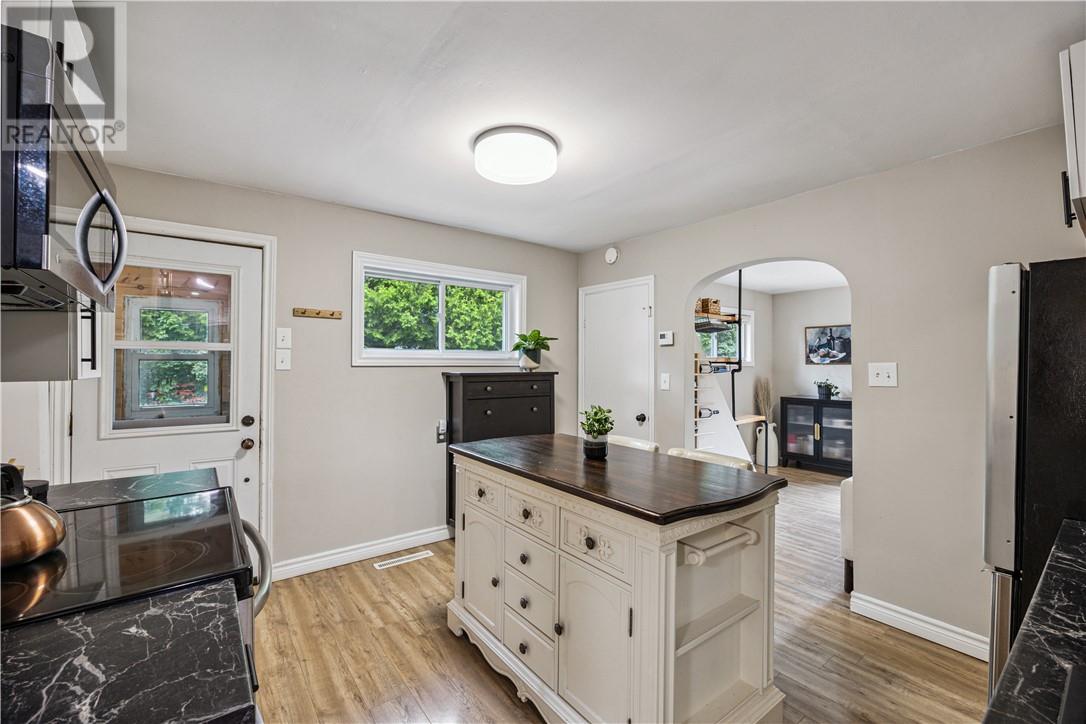 11 Michael Avenue - Image 17