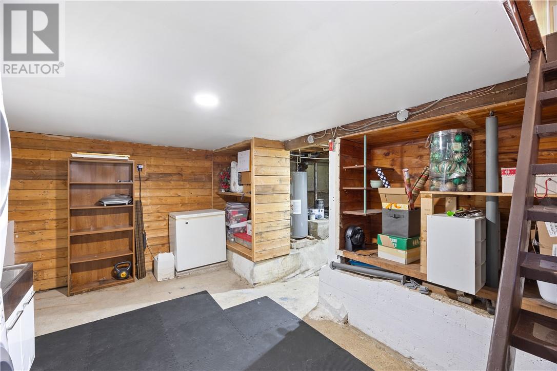 11 Michael Avenue - 19