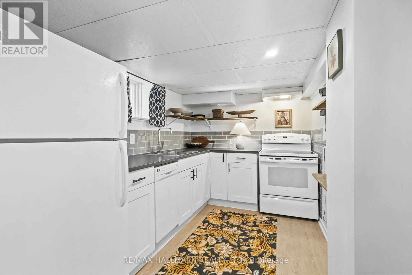 100 ATLEE AVENUE - Image 25