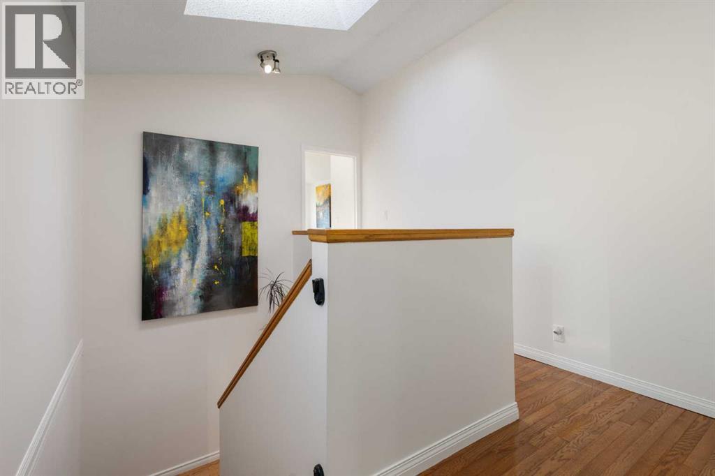 1629 29 Avenue SW - 17