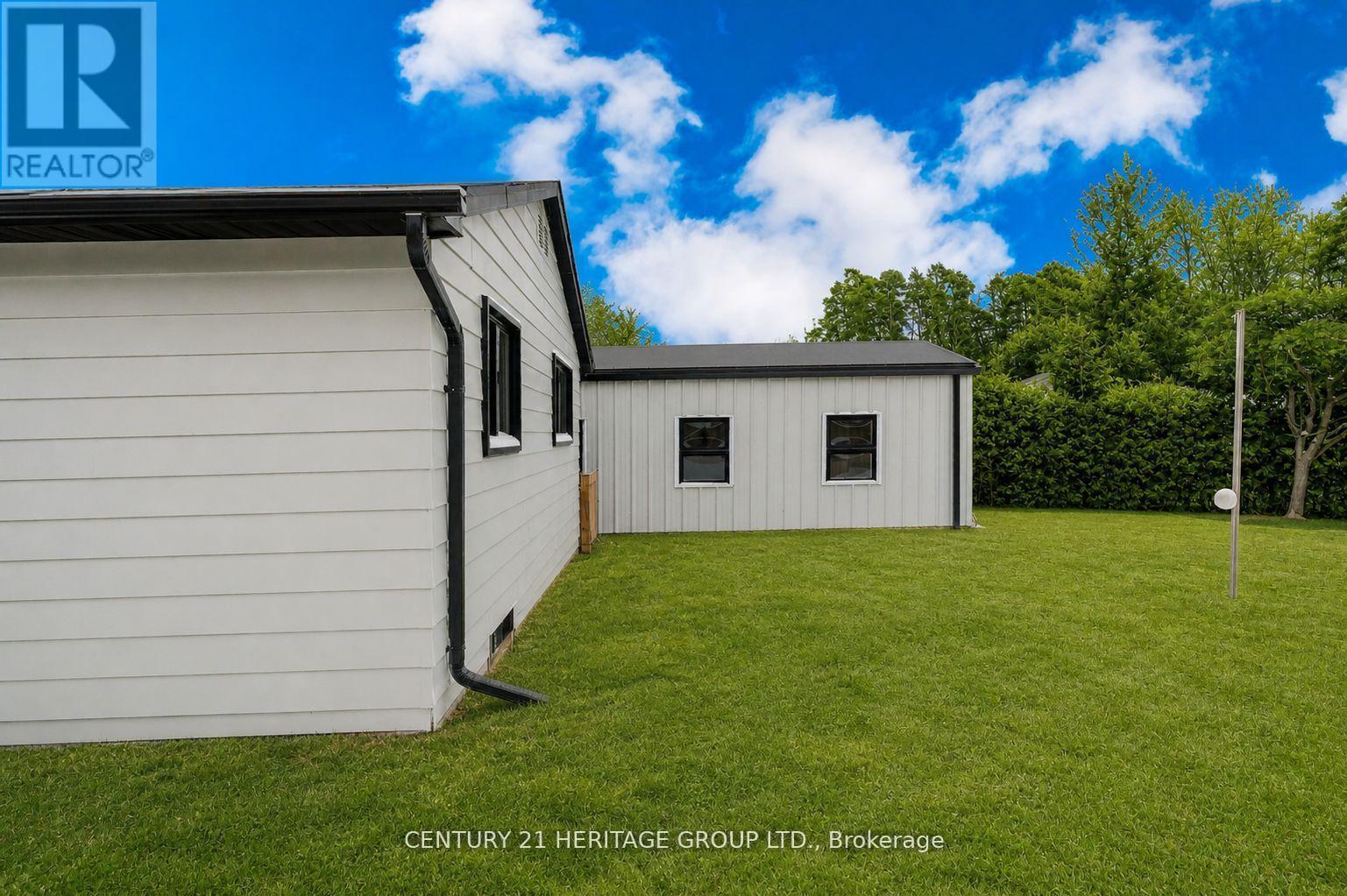 7 CRAWFORD CIRCLE - 41