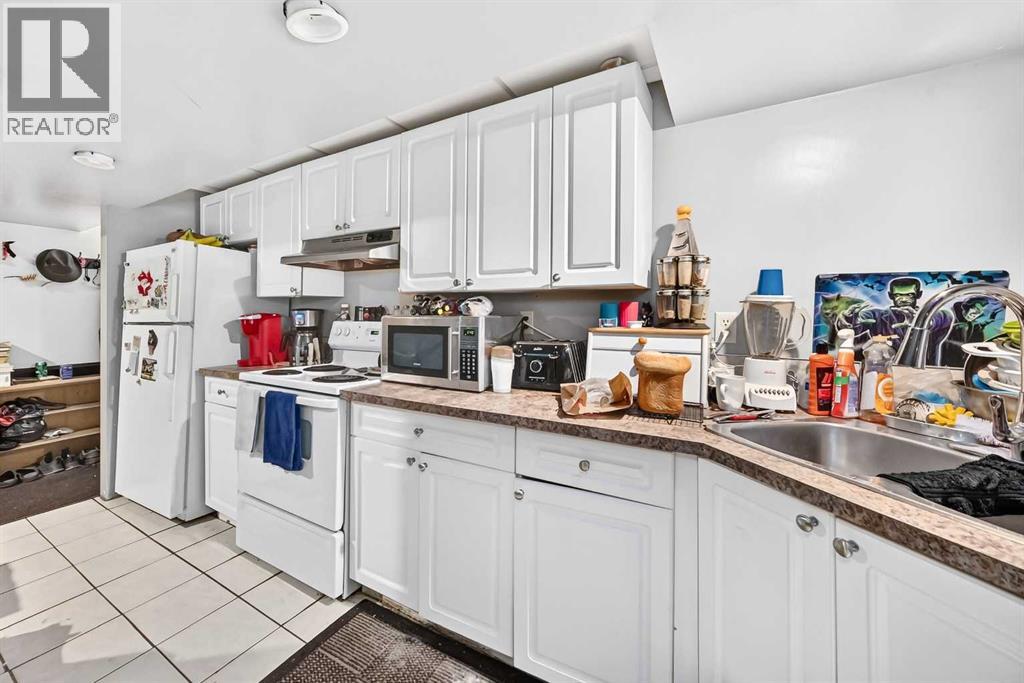 23 Spruce Crescent - 23