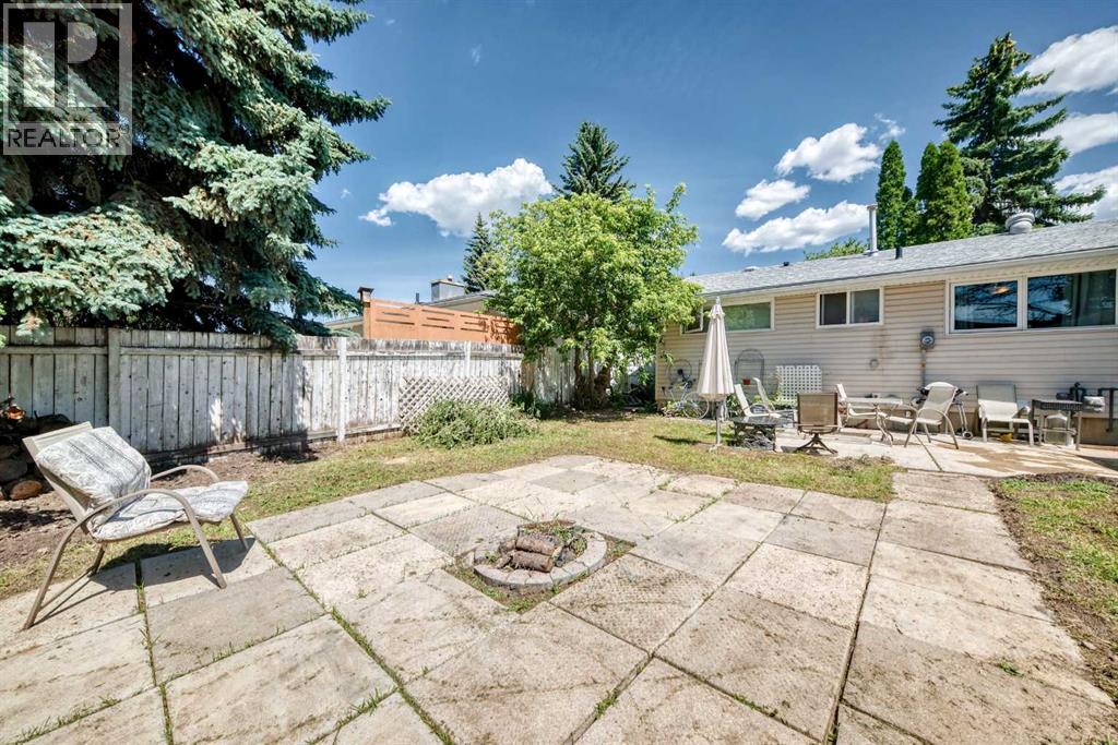 23 Spruce Crescent - 30