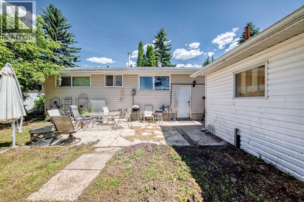23 Spruce Crescent - 31