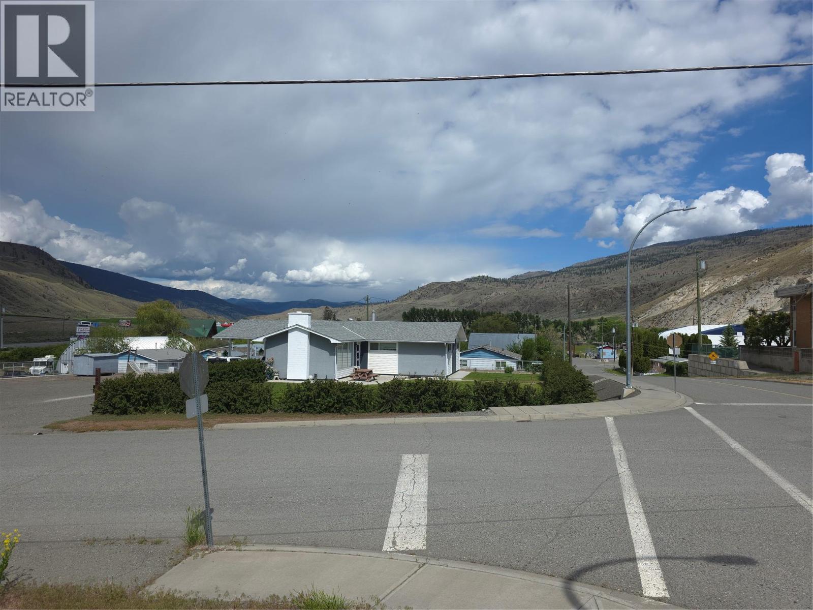 1408 QUARTZ Road - 7