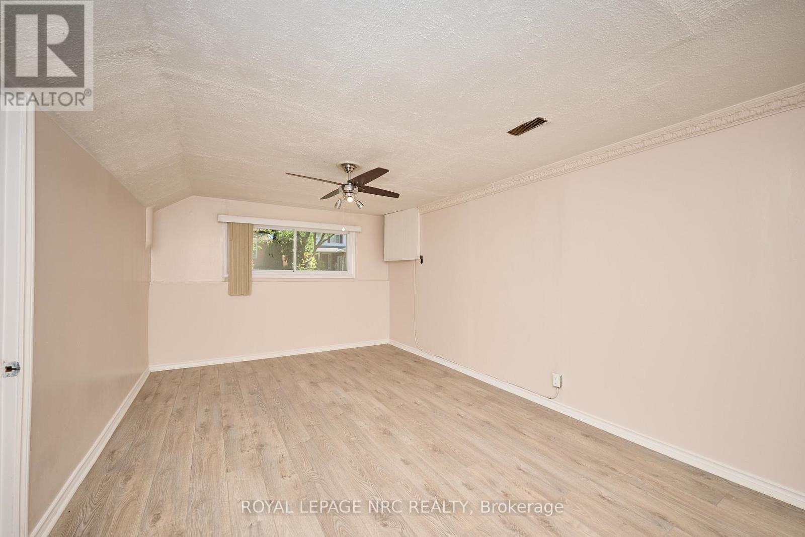 6090 CRIMSON DRIVE - 20