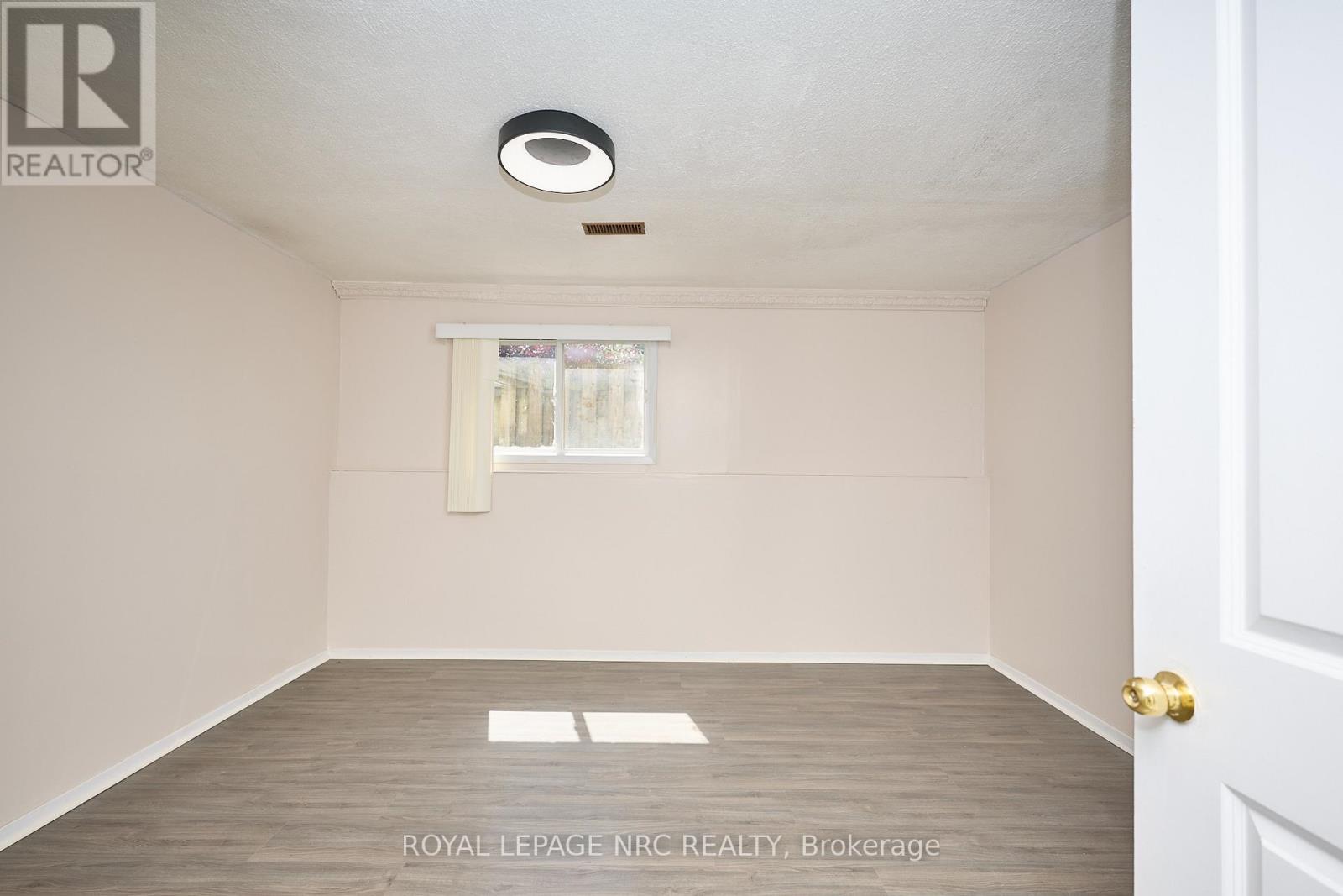 6090 CRIMSON DRIVE - 22