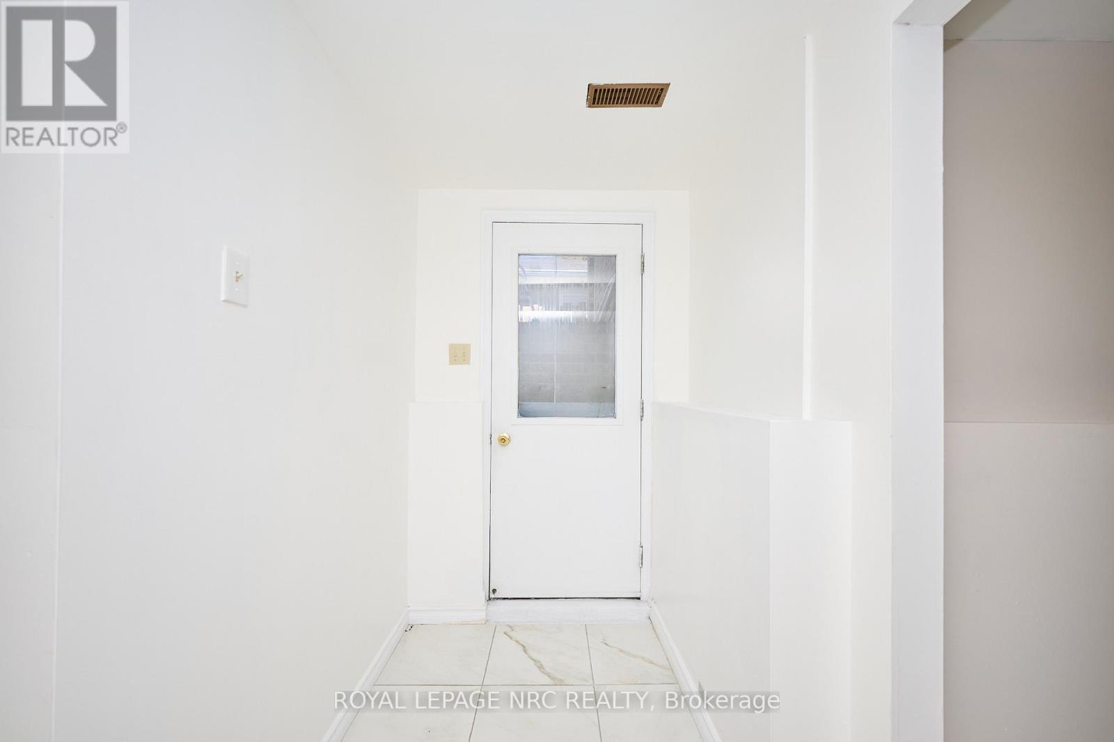 6090 CRIMSON DRIVE - 29