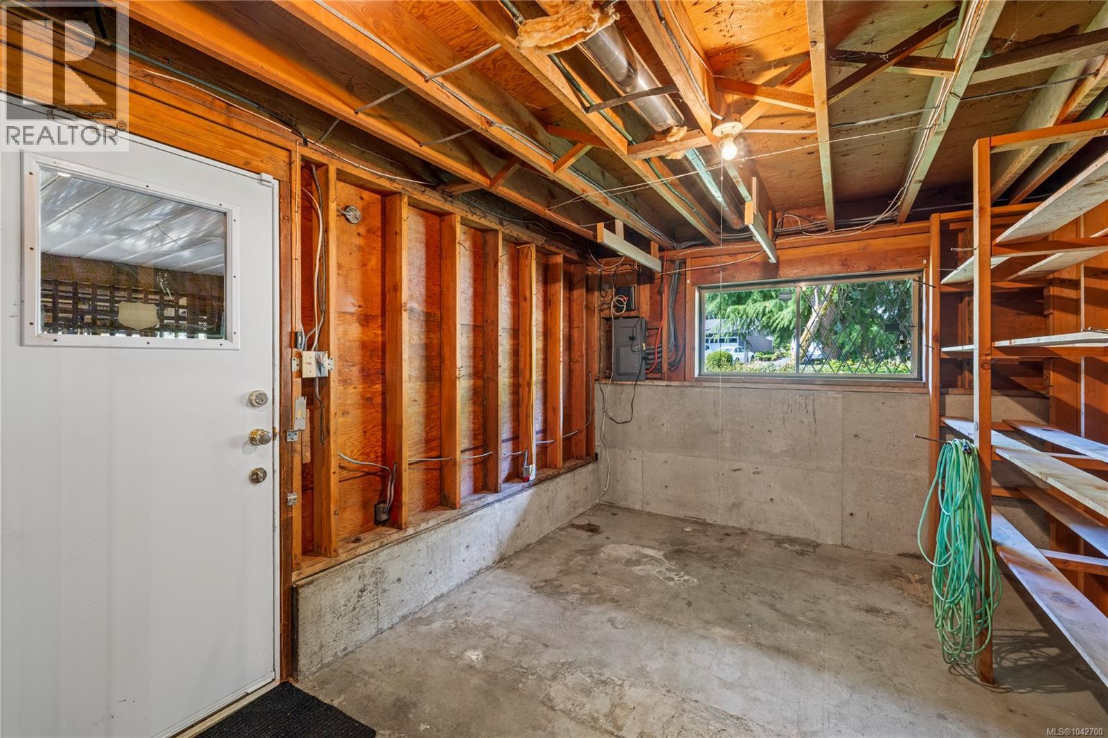 2999 King Richard Dr - 35