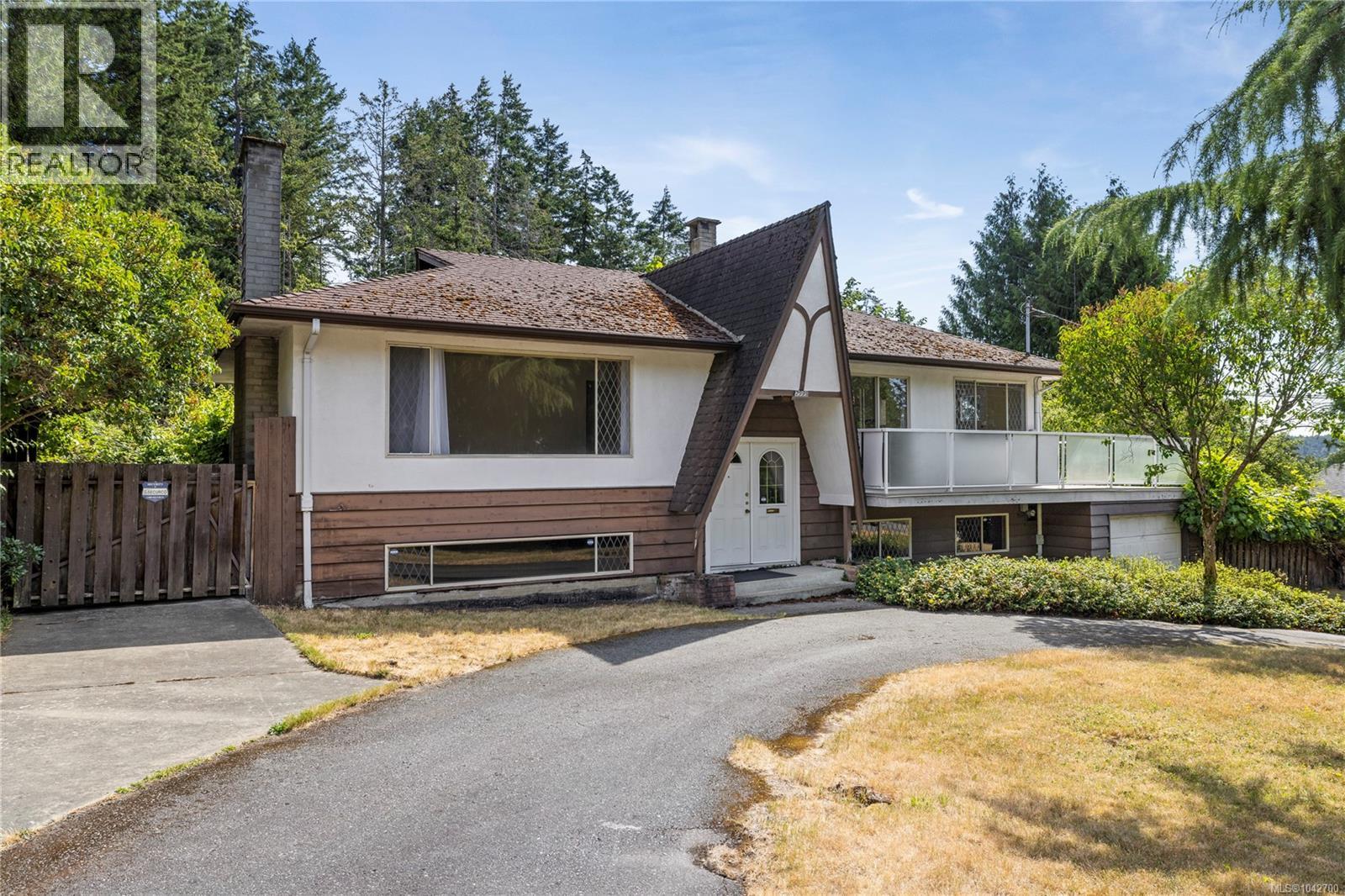 2999 King Richard Dr - 8