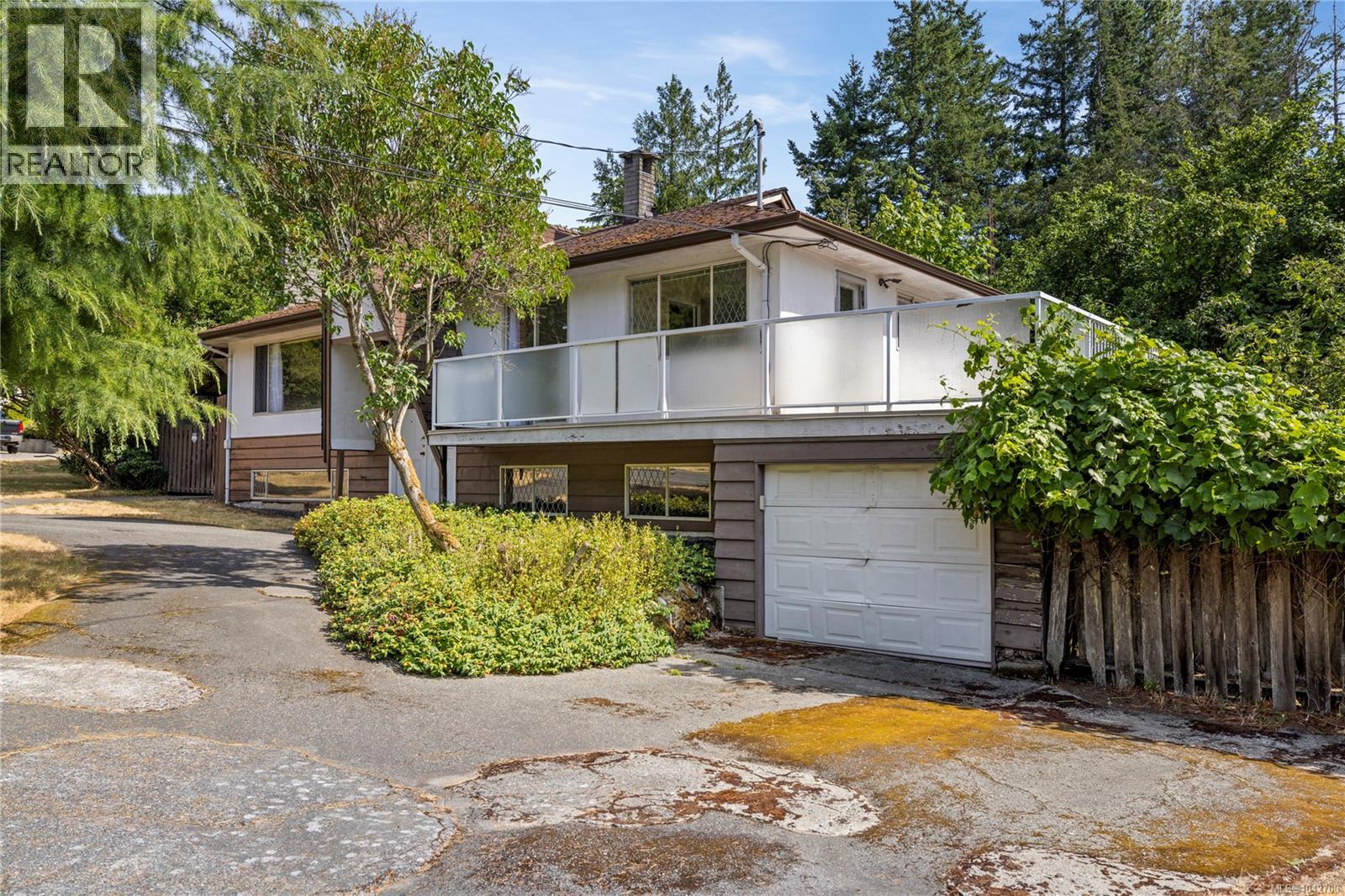 2999 King Richard Dr - 9