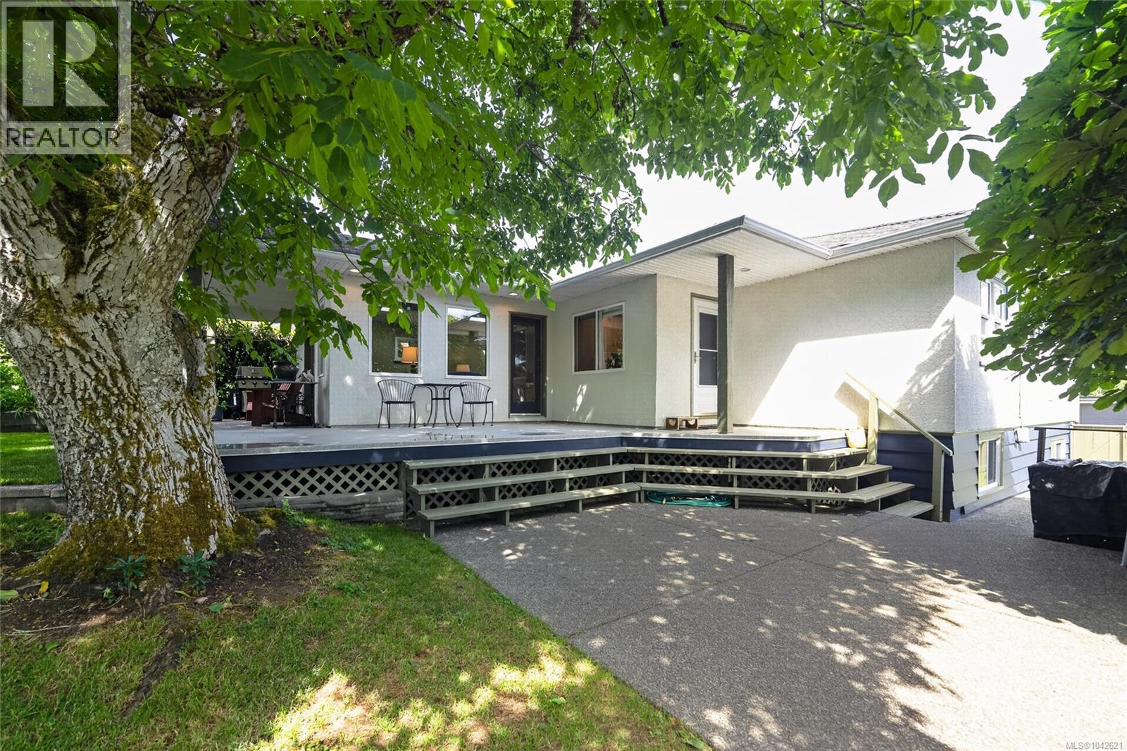 655 Drake St, Nanaimo